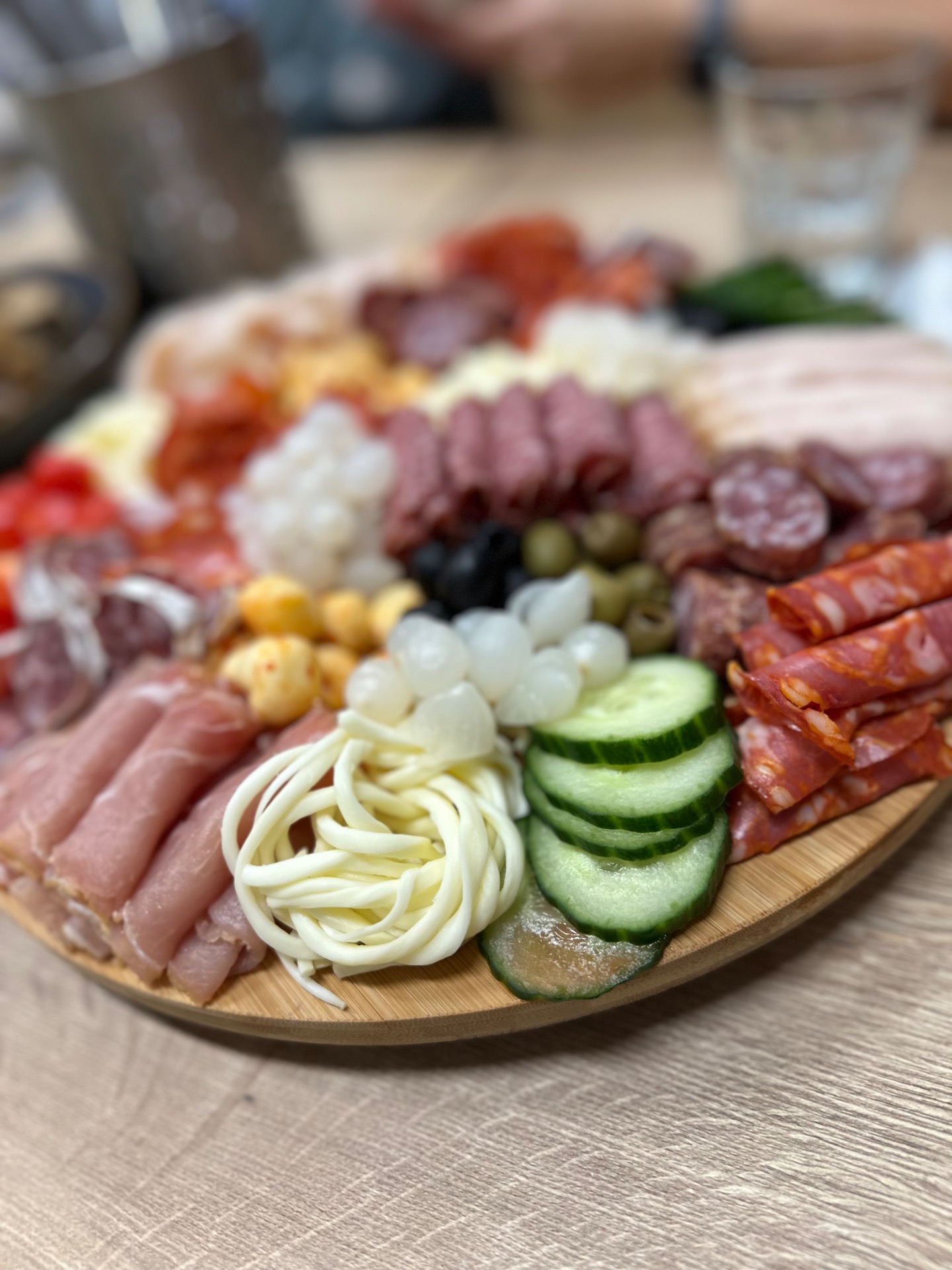 Catering - uzeninová mísa včetně sýrů